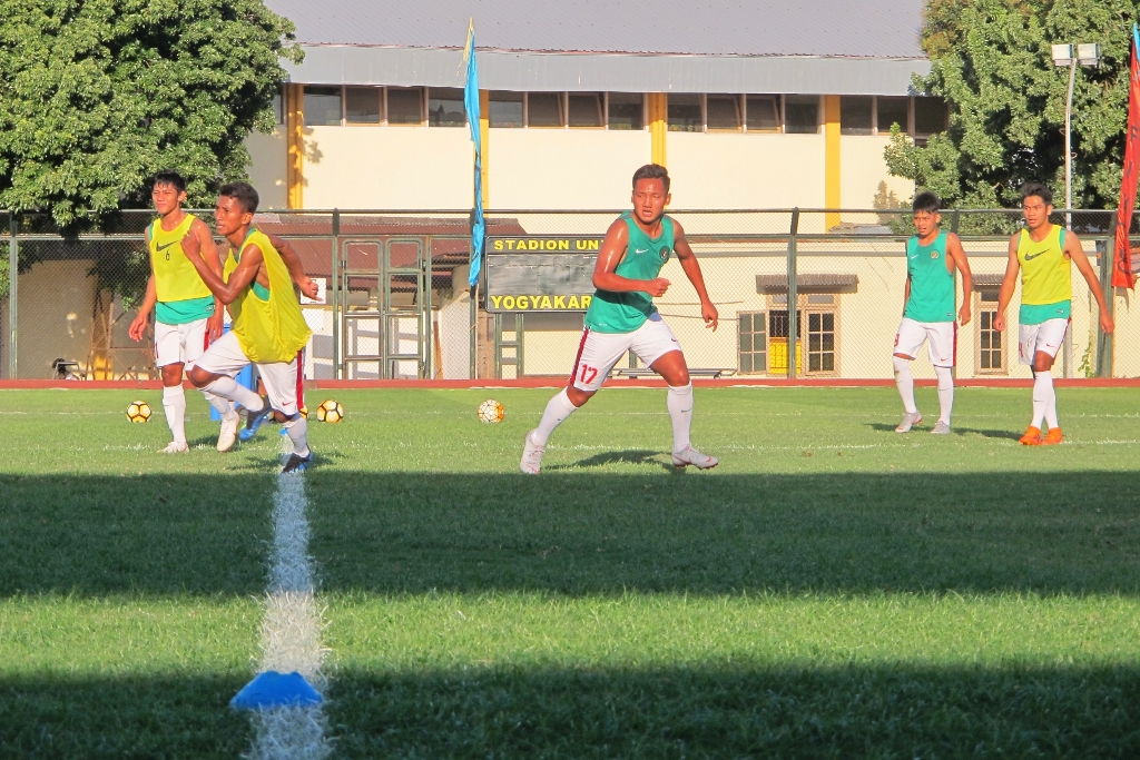 timnas-u-19-tingkatkan-level-latihan_20180815_203602.jpg
