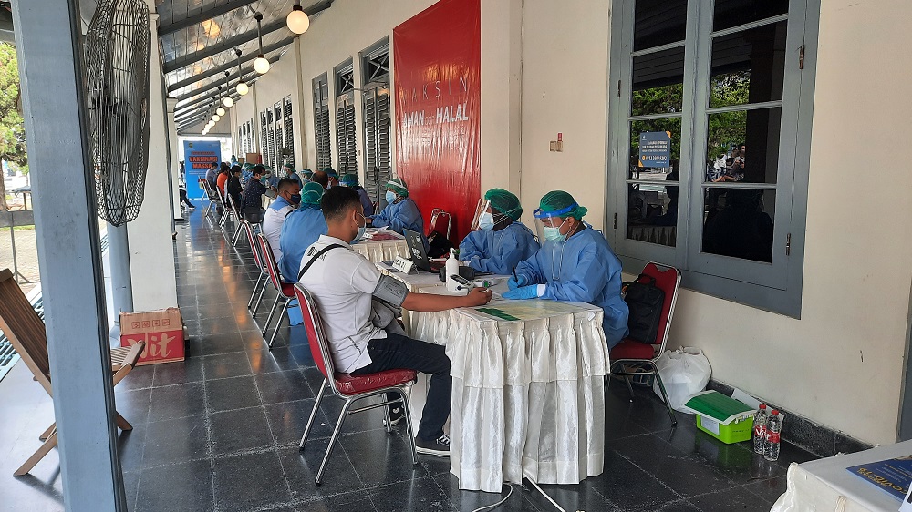 Seusai Jalani Vaksinsi Covid-19, Pedagang di Malioboro Diminta Tetap Tertib Jalankan Prokes