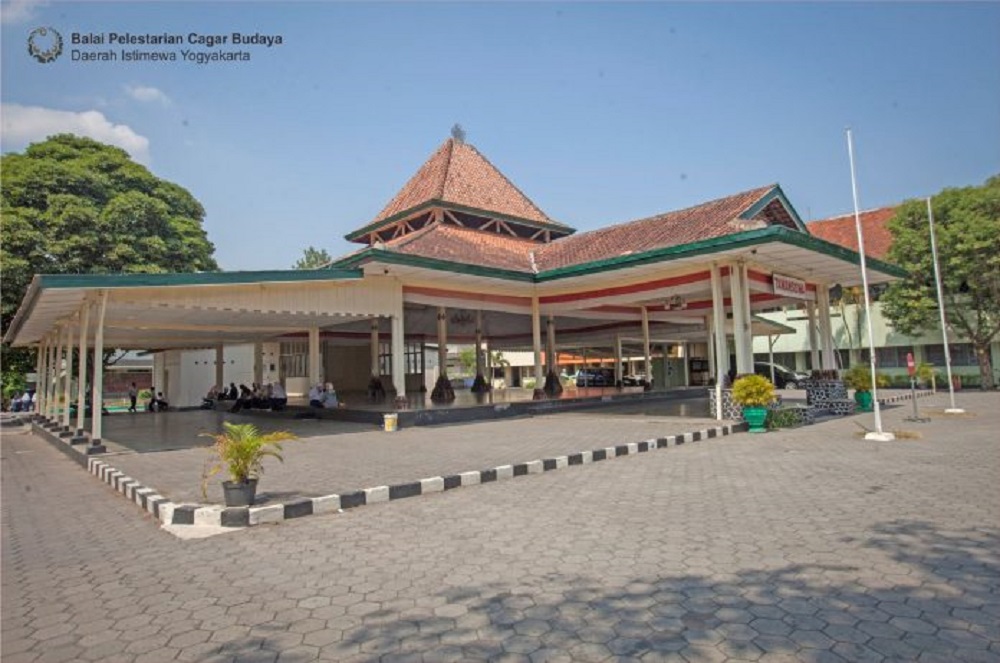 tribunjogjawiki-pendopo-agung-tamansiswa.jpg