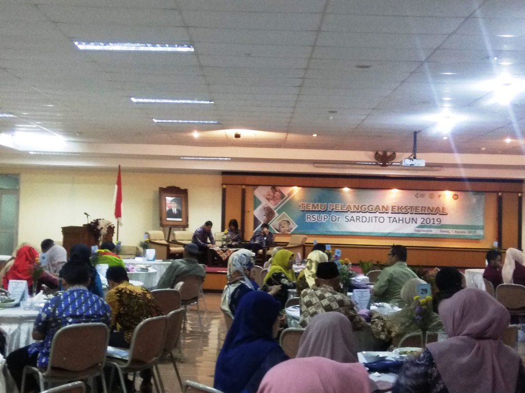 untuk-mempererat-hubungan-dengan-mitra-rsup-dr-sardjito-menggelar-kegiatan-rutin.jpg