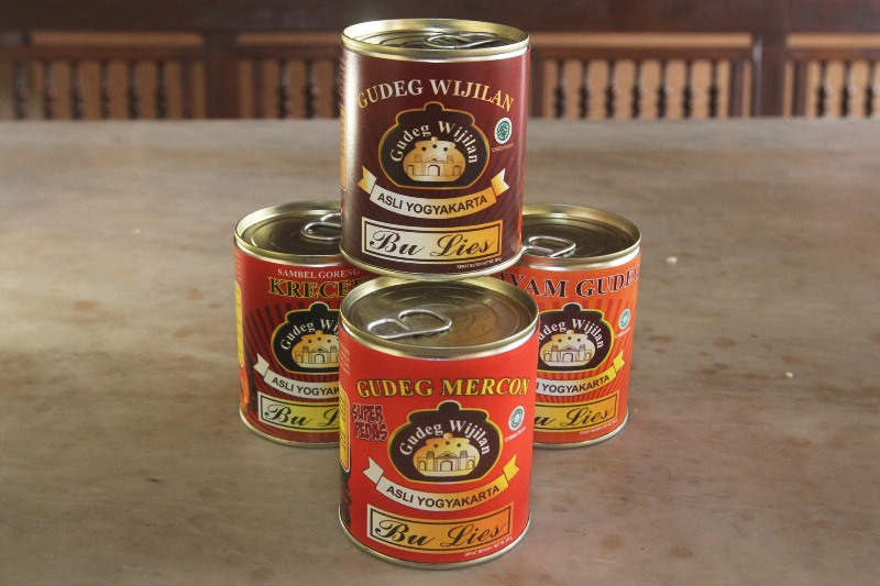 varian-gudeg-kaleng-bu-lies_20160308_203342.jpg