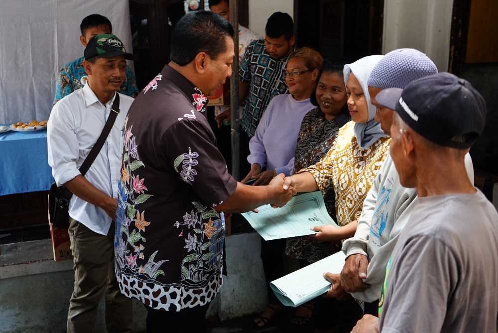 Warga Terdampak Bencana Pohon Tumbang Dapatkan Bantuan dari Pemkot Magelang