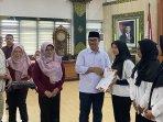1169-Lansia-Jompo-di-Jogja-Kesulitan-Akses-Fasyankes-Program-Satu-Kampung-Satu-Bidan-Jadi-Solusi.jpg