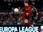 AS-ROMA-Nicola-Zalewski-Terima-Golden-Boy-Award.jpg