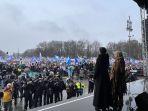 Aksi-Demo-Stop-Persenjatai-Ukraina-di-Jerman.jpg