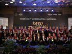 Apresiasi-Kinerja-Karyawan-Waroeng-Steak-Shake-Umrohkan-16-Pegawai.jpg
