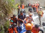 BREAKING-NEWS-Seorang-Pemancing-Ditemukan-Tewas-Tenggelam-di-Sungai-Gajah-Ulo.jpg