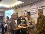 Bank-BPD-DIY-Terima-Penghargaan-Gubernur-HB-X.jpg