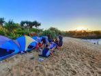 Berkemah-di-Pantai-Watu-Kodok.jpg