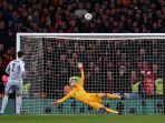 Caoimhin-Kelleher-vs-Kepa-Arrizabalaga-di-final-Piala-Liga-Inggris-antara-Chelsea-vs-Liverpool.jpg