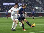 Charles-De-Ketelaere-vs-Matteo-Gabbia-di-Liga-Italia-Serie-A-Atalanta-vs-AC-Milan.jpg