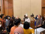 Cooking-demo-yang-dipandu-Chef-Wayan-Durma-dan-tim.jpg