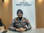 Ditlantas-Polda-DIY-Jelaskan-Perbedaan-SIM-Palsu-dengan-SIM-Asli.jpg