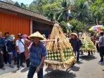 Festival-Jolen-Somongari-Tradisi-Merti-Desa-dengan-Harapan-Panen-Manggis-dan-Durian-Melimpah.jpg