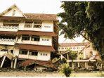Foto-Kampus-STIE-Kerjasama-Yogyakarta-yang-rusak-parah-akibat-gempa-bumi-di-Jogja.jpg