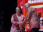 GKBRAA-Paku-Alam-X-sebagai-Wakil-Ketua-TP-PKK-DIY-terima-penghargaan.jpg