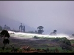 Gas-Beracun-Keluar-Lagi-dari-Kawah-Timbang-1.jpg