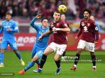 Giacomo-Raspadori-vs-Alessandro-Buongiorno-di-Liga-Italia-Serie-A-Torino-vs-Napoli.jpg