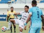 Gol-Menit-Akhir-Persela-Bikin-PSS-Sleman-Terkapar-di-Lamongan-Tren-Kemenangan-Terhenti.jpg