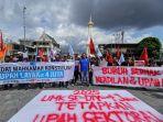 Hari-HAM-Sedunia-Buruh-Yogyakarta-Tegaskan-Tuntutan-Upah-Layak-untuk-Pekerja.jpg
