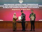 Hasto-Wardoyo-menerima-LHP-LKPD.jpg
