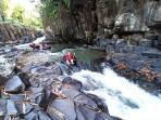 Jelang-Hari-Kesaktian-Pancasila-PLN-Dukung-Wisata-Tubing-Genting-Menjadi-Destinasi-Unggulan.jpg