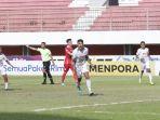 Jonathan-Cantillana-saat-melakukan-selebrasi-untuk-PSS-Sleman.jpg