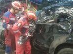 KRONOLOGI-Kecelakaan-Maut-Tol-Jagorawi-Fortuner-Hantam-Truk-dari-Belakang-2-Tewas.jpg
