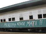 Kereta-Merdeka-Ataoe-Mati.jpg