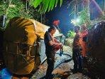 Kondisi-truk-tangki-air-bersih-yang-terguling-di-Kalirejo.jpg