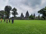 Kunjungan-wisatawan-Candi-Prambanan.jpg