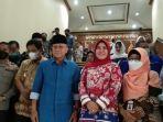 Kunjungi-Klaten-Ketum-PAN-Zulkifli-Hasan-Dapat-oleh-oleh-Beras-Rojo-Lele-Srinuk-dari-Sri-Mulyani.jpg