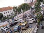 Lebih-dari-14000-Kendaraan-Masuk-ke-Malioboro.jpg