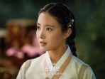 Lee-Se-Young-1906.jpg