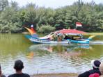 Lomba-perahu-hias-di-Glagah-Kulon-Progo.jpg