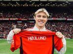 Manchester-United-Belum-Umumkan-Nomor-Punggung-Rasmus-Hojlund-Ini-Alasannya.jpg