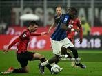 Matteo-Gabbia-vs-Marcus-Thuram-di-Liga-Italia-Serie-A-AC-Milan-vs-Inter-Milan-di-San-Siro-22-April.jpg