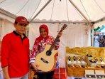 Melihat-Kerajinan-Gitar-Akustik-Buatan-Warga-Juwiring-Klaten-Tembus-Malaysia-hingga-Italia.jpg