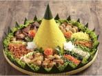 Nasi-Tumpeng-Kuning.jpg