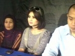 Novi-si-Model-Seksi-Meminta-Maaf.jpg