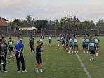 Pemain-PSS-Sleman-berkumpul-2462024.jpg