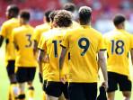Pemain-Wolverhampton-Wanderers-Tiongkok-Tolak-Tawaran-Pengusaha-Amerika-untuk-Wolves.jpg