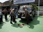 Pemkab-Sleman-Hibahkan-Mobil-Pikap-ke-Lapas-Cebongan.jpg