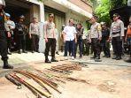 Penggeledahan-sebuah-rumah-di-Perumahan-Jambusari.jpg