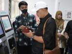Peninjauan-salah-satu-unit-ADM-di-Pemkot-Jogja.jpg