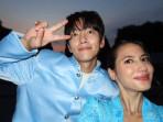 Pevita-Pearce-dan-Ji-Chang-Wook-di-Candi-Prambanan-instagram-pevpearce.jpg