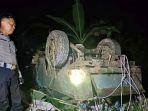 Pikap-Pengangkut-Petani-Cengkih-Tak-Kuat-Menanjak-Mundur-Langsung-Terjun-ke-Jurang-1-Orang-Tewas.jpg