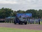 Puji-Cahyono-saat-Upacara-HUT-ke-77-TNI-di-Lapangan-Dirgantara.jpg
