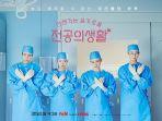 RESIDENT-PLAYBOOK-1604.jpg
