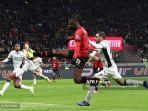 Rafael-Leao-vs-Davide-Zappacosta-di-Liga-Italia-Serie-A-antara-AC-Milan-vs-Atalanta-di-San-Siro.jpg